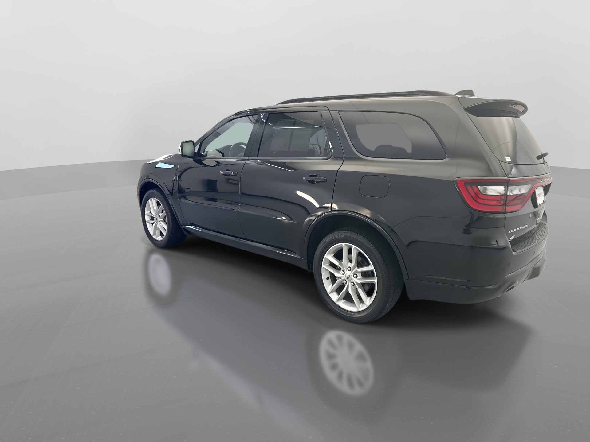 Used 2024 Dodge Durango GT AWD/4WD image 3