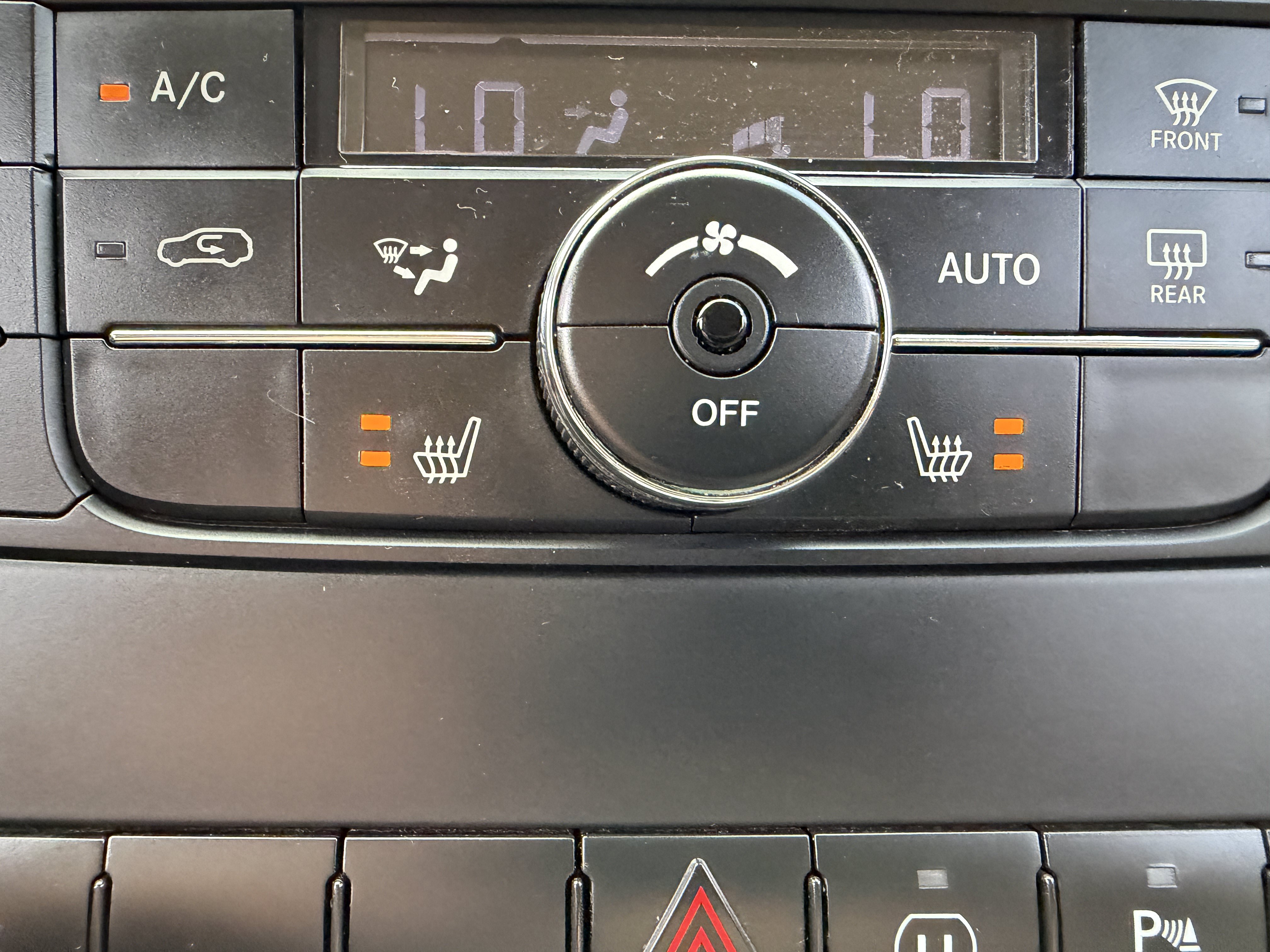 Used 2012 Jeep Grand Cherokee Laredo RWD image 36