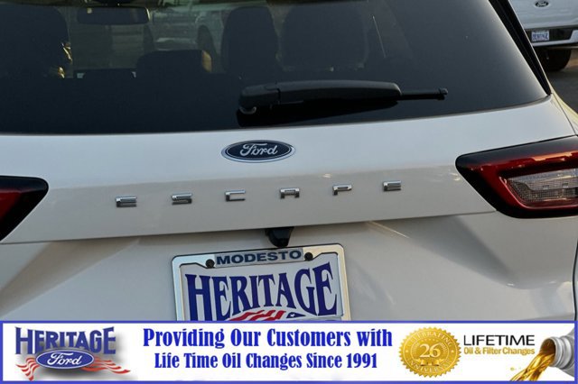 New 2024 Ford Escape SE w/ PHEV Premium Package FWD image 23