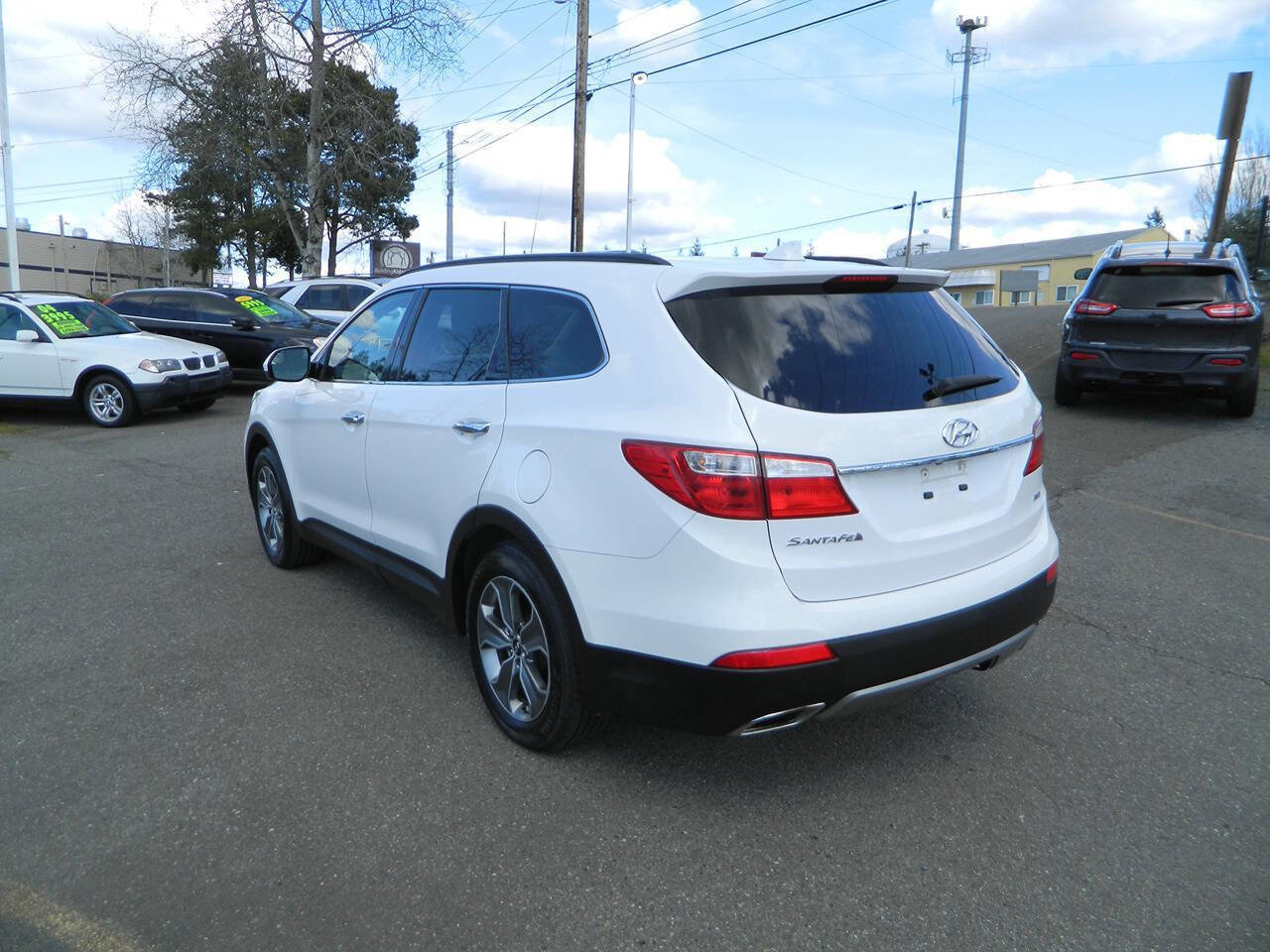Used 2016 Hyundai Santa Fe SE image 6