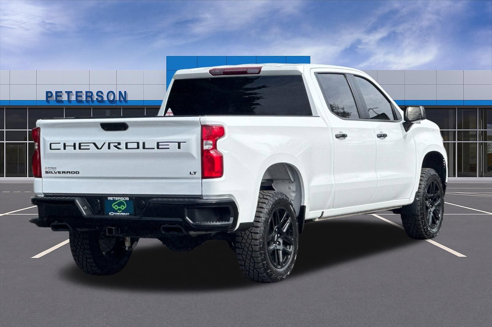 Certified 2023 Chevrolet Silverado 1500 LT Trail Boss w/ LPO, Dark Essentials Package AWD/4WD image 4