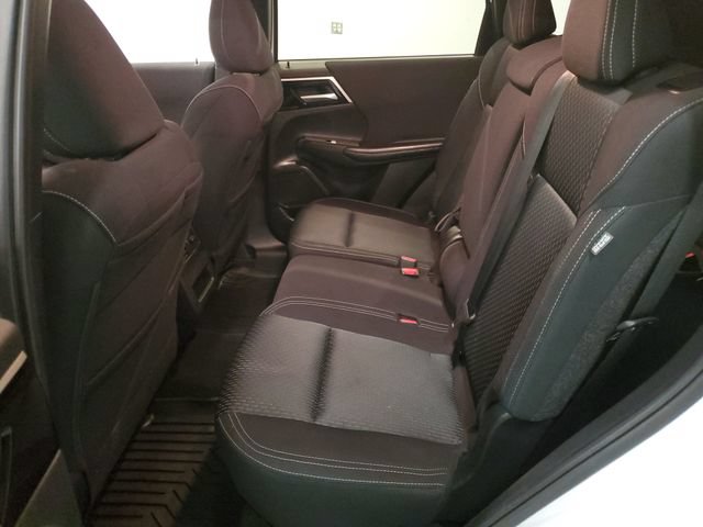 Used 2024 Mitsubishi Outlander ES AWD/4WD image 25
