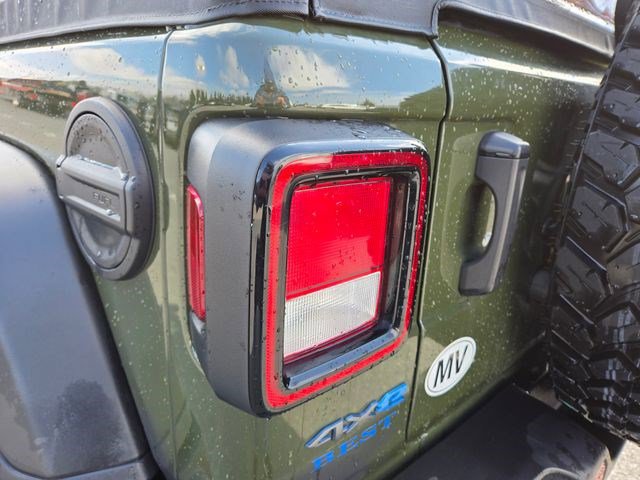 Certified 2023 Jeep Wrangler Unlimited w/ Cold Weather Group image 12