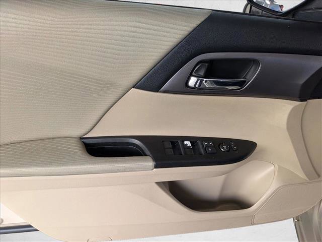Used 2015 Honda Accord LX image 10
