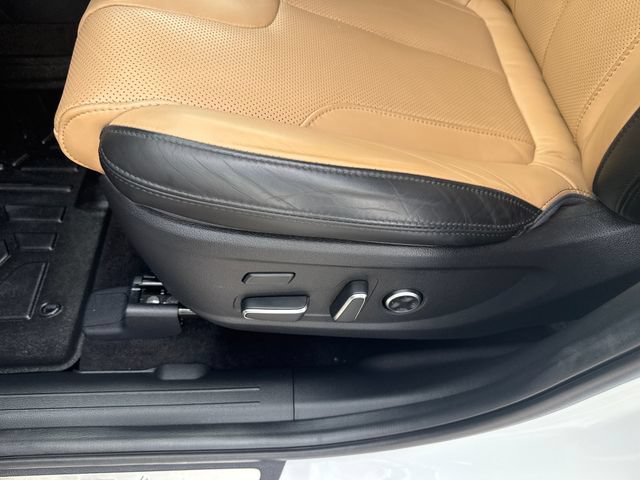 Used 2023 Hyundai Santa Fe Calligraphy AWD/4WD image 12