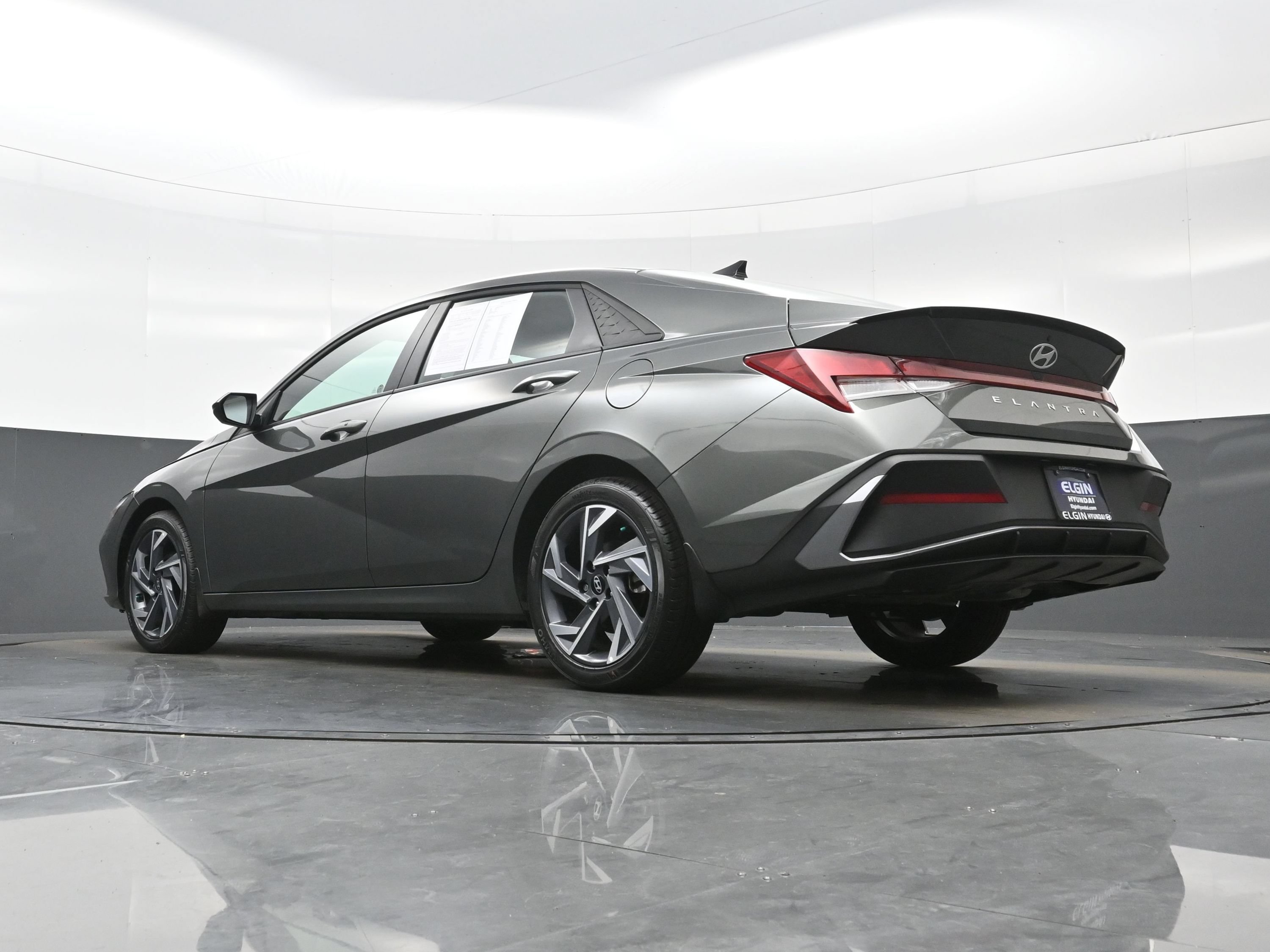 Certified 2025 Hyundai Elantra Sport FWD image 27