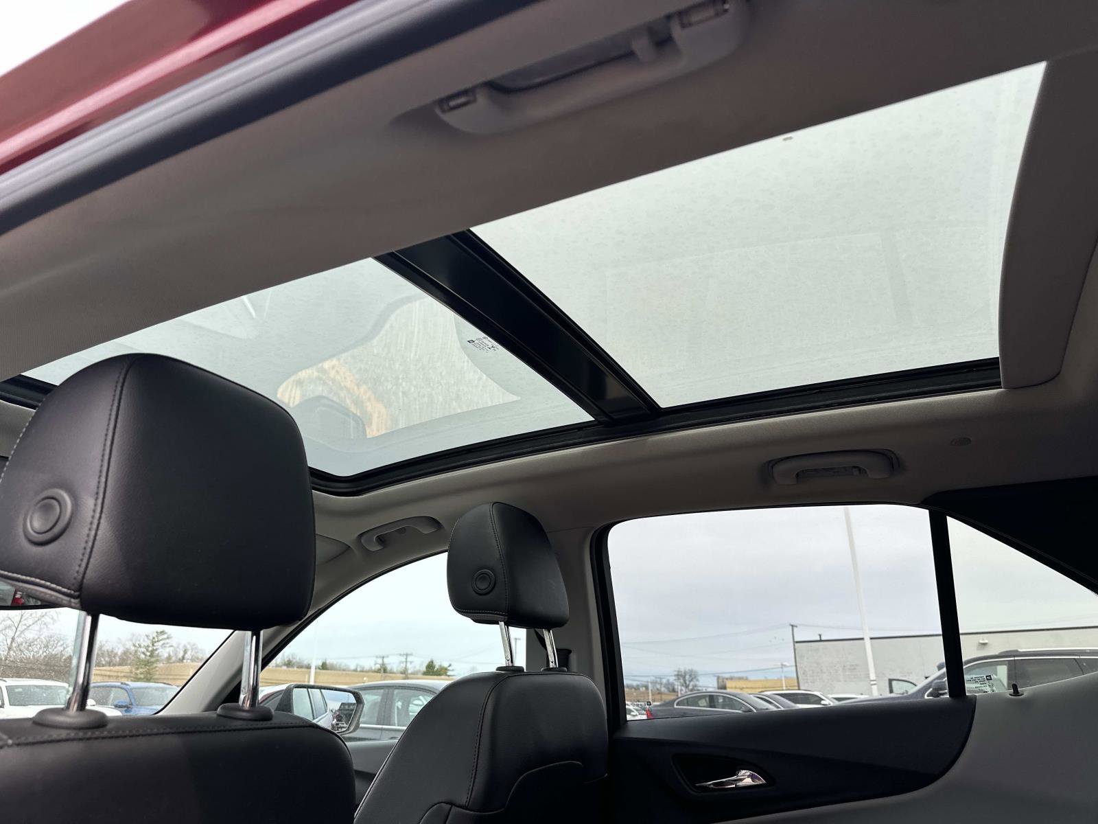 Certified 2018 Chevrolet Equinox Premier image 14