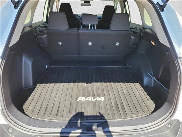 Used 2019 Toyota RAV4 LE w/ All Weather Liner Package AWD/4WD image 6
