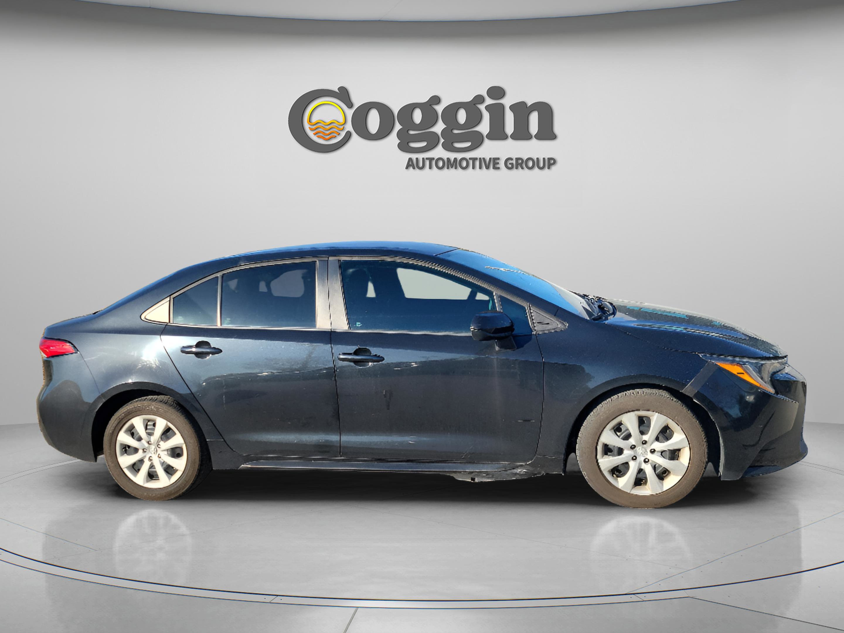 Used 2020 Toyota Corolla LE image 6