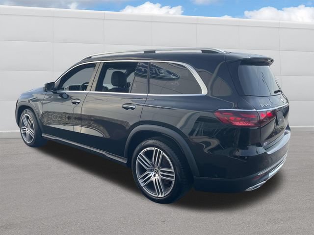 Used 2024 Mercedes-Benz GLS 450 4MATIC image 3