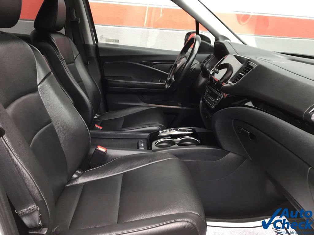 Used 2021 Honda Pilot Touring image 39