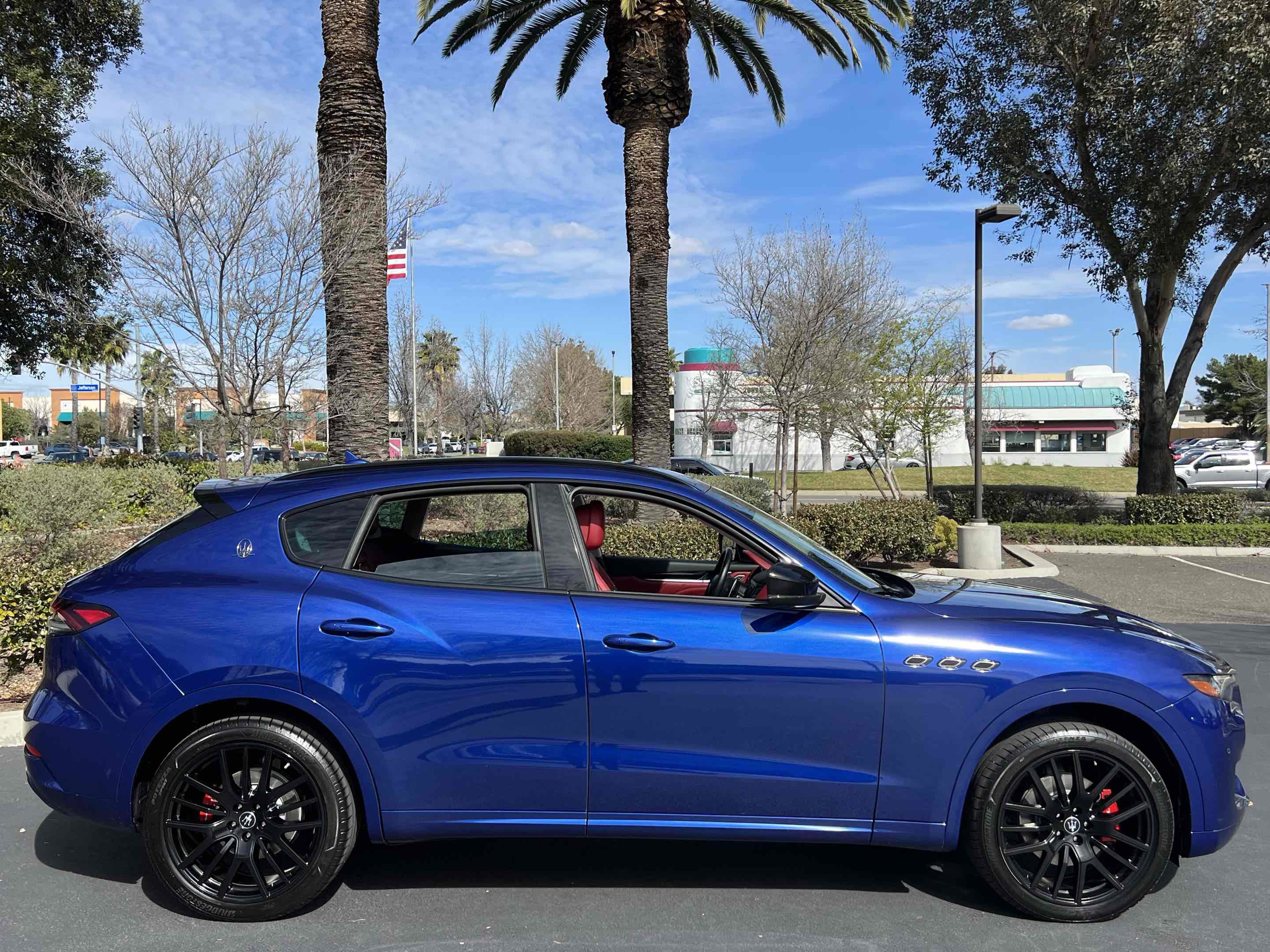 Used 2021 Maserati Levante image 18