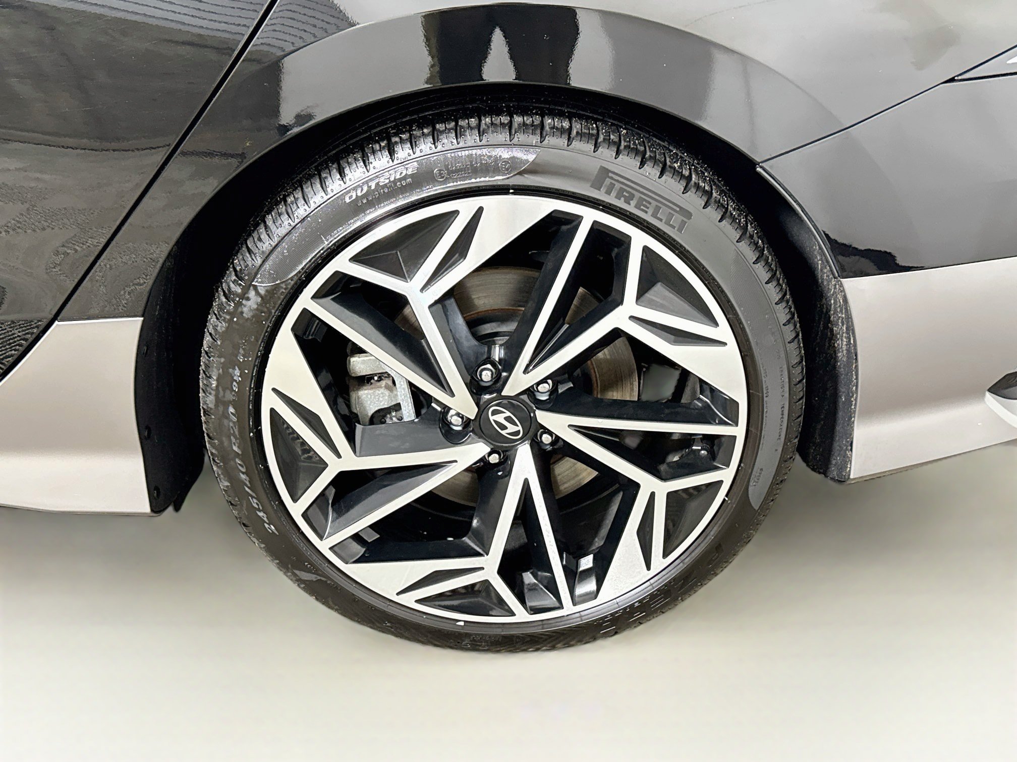 Used 2023 Hyundai Ioniq 6 SEL AWD/4WD image 25