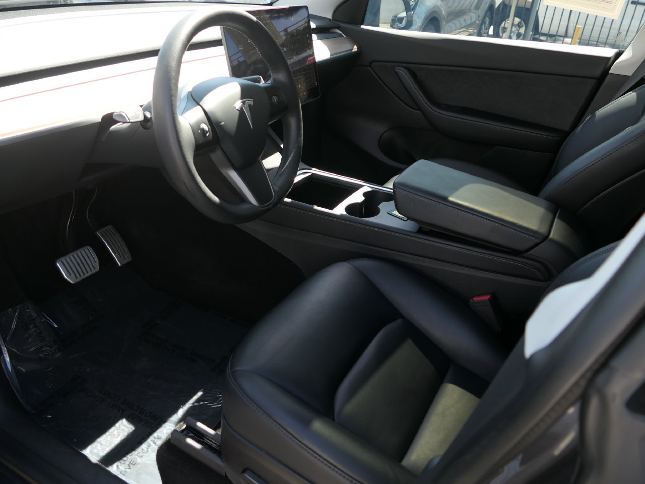 Used 2021 Tesla Model Y Long Range AWD/4WD image 13
