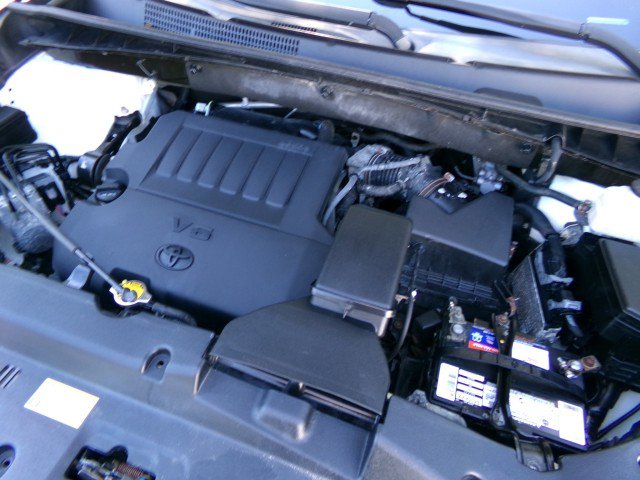 Used 2014 Toyota Highlander Plus AWD/4WD image 25