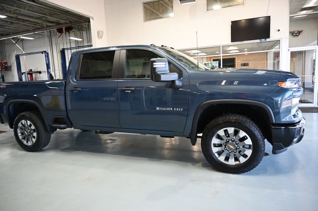 New 2026 Chevrolet Silverado 2500 Custom w/ Custom Value Package AWD/4WD image 4