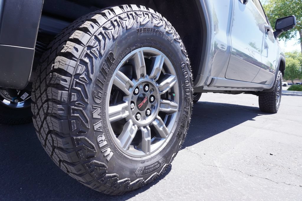 New 2026 GMC Sierra 1500 AT4X AWD/4WD image 6
