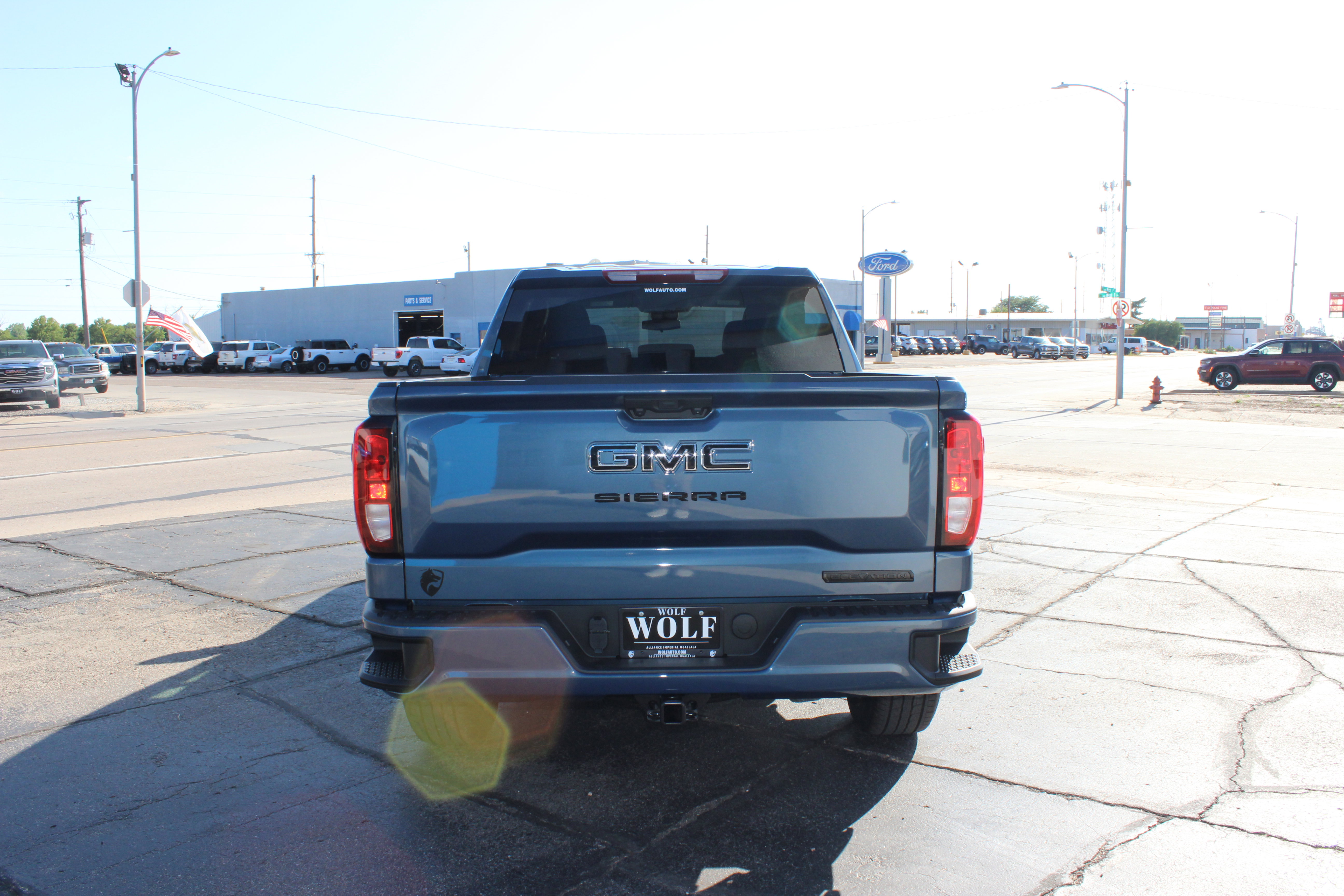 New 2026 GMC Sierra 1500 Elevation w/ LPO, Elevation Black Package image 6
