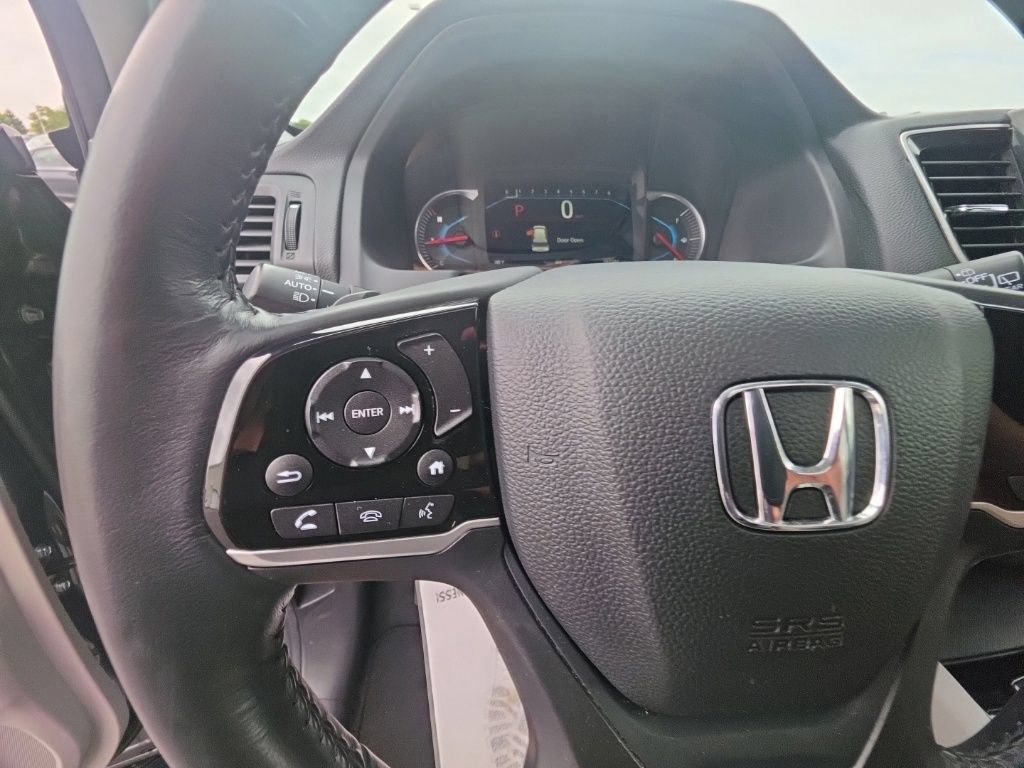 Certified 2019 Honda Pilot Touring image 17