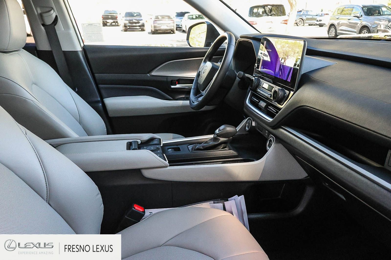 Used 2024 Toyota Grand Highlander XLE image 12