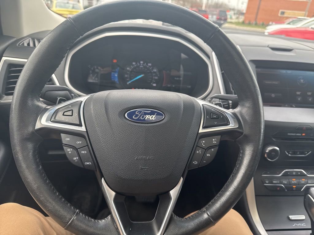 Used 2015 Ford Edge SEL w/ Equipment Group 201A image 16