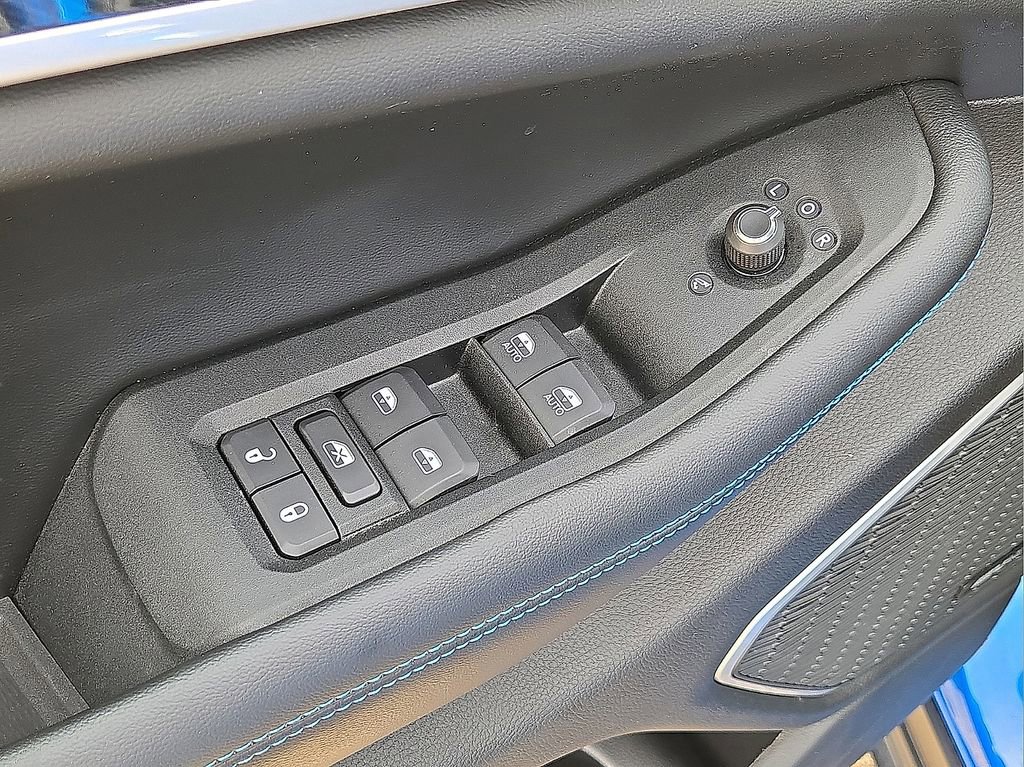 Used 2023 Jeep Grand Cherokee Trailhawk w/ Advanced Protech Group II AWD/4WD image 25