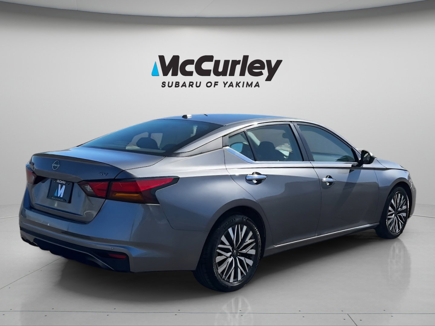 Used 2024 Nissan Altima 2.5 SV FWD image 5