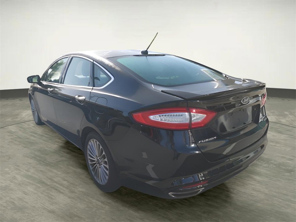 Used 2016 Ford Fusion Titanium image 3