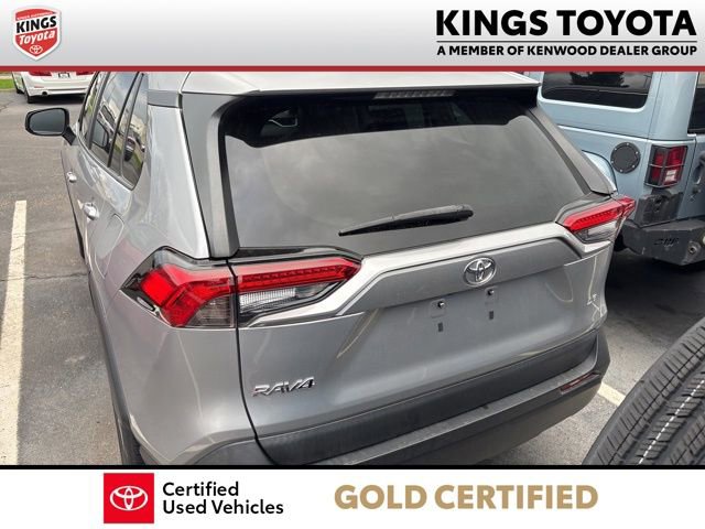 Used 2023 Toyota RAV4 LE image 6