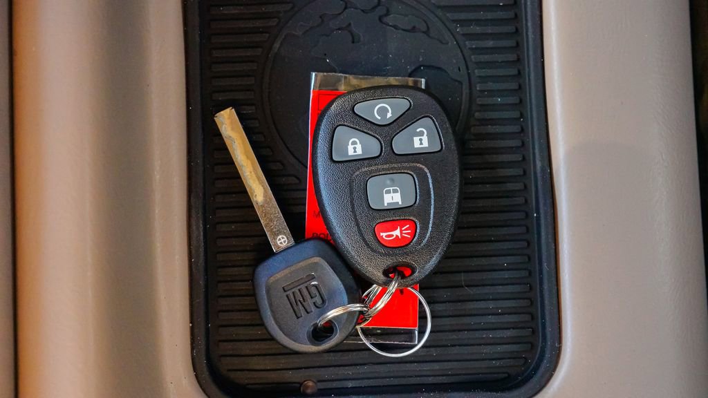 New 2026 GMC Savana 2500 Extended w/ Driver Convenience Package image 24