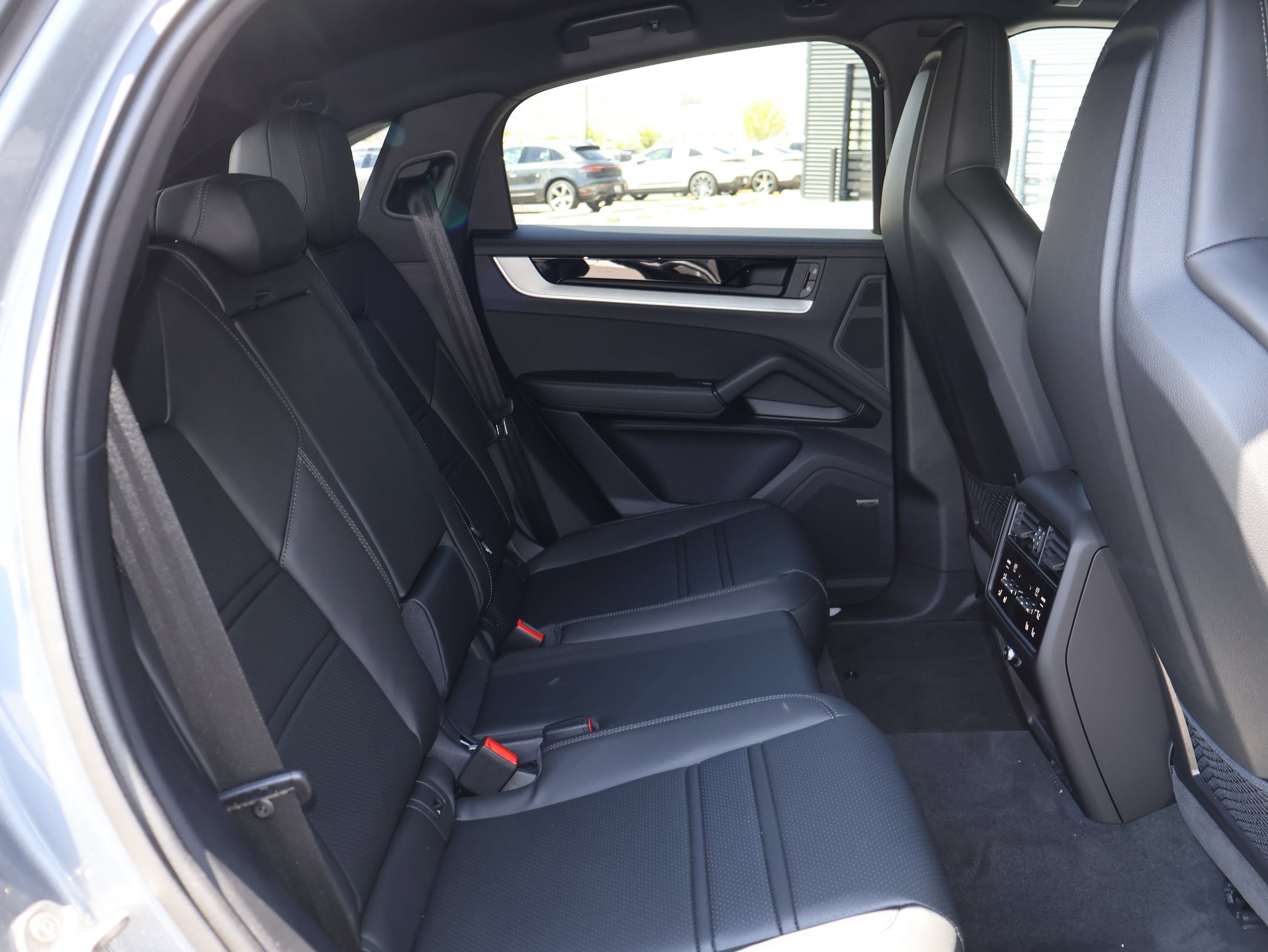 New 2026 Porsche Cayenne S AWD/4WD image 24