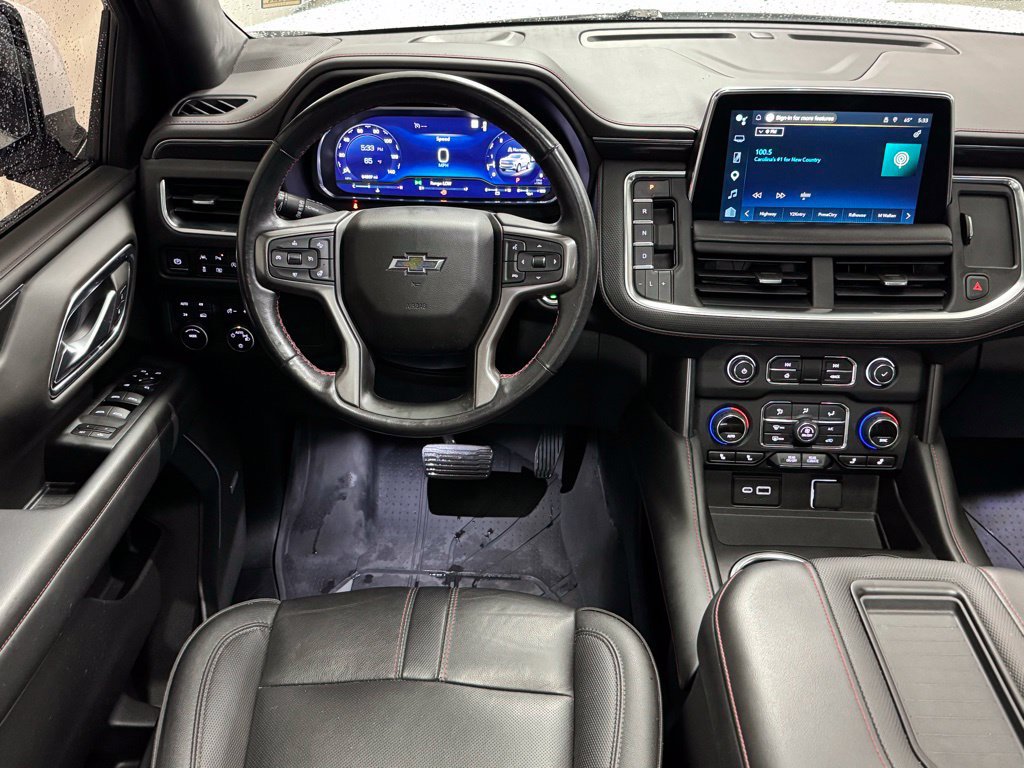 Used 2022 Chevrolet Suburban RST w/ Sport Performance Package AWD/4WD image 12