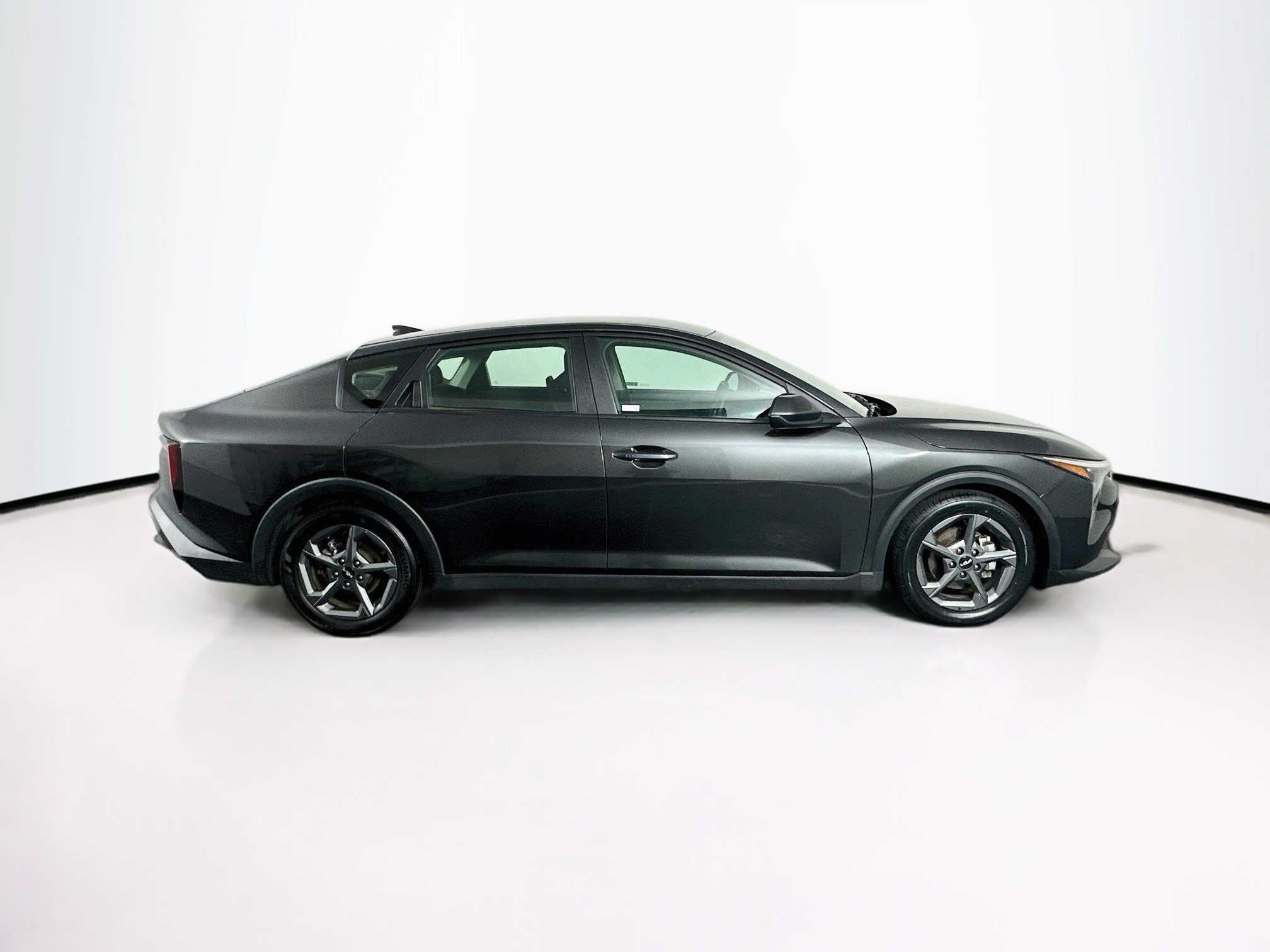 Used 2025 Kia K4 FWD image 10