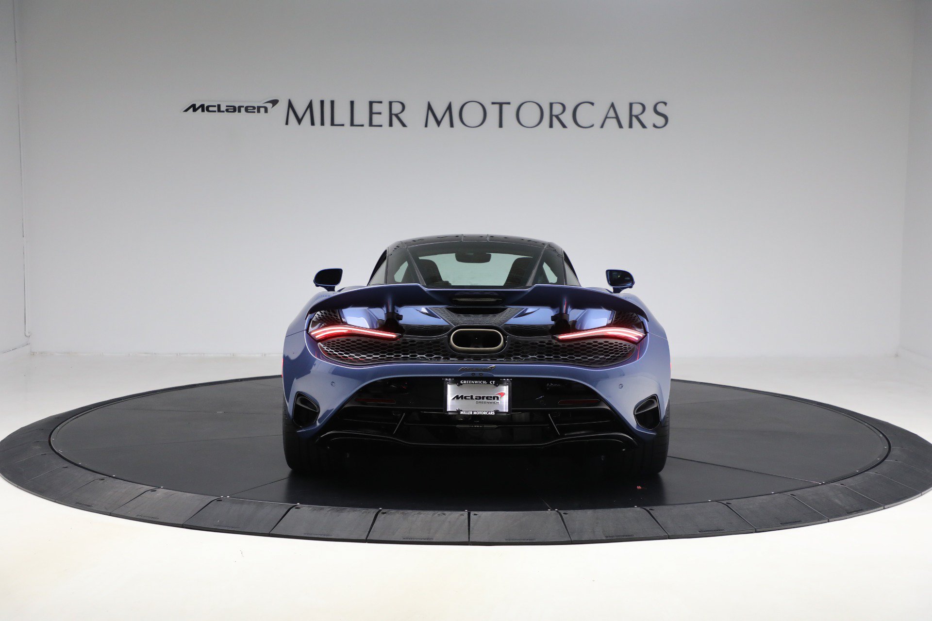 Used 2026 McLaren 750S RWD image 6