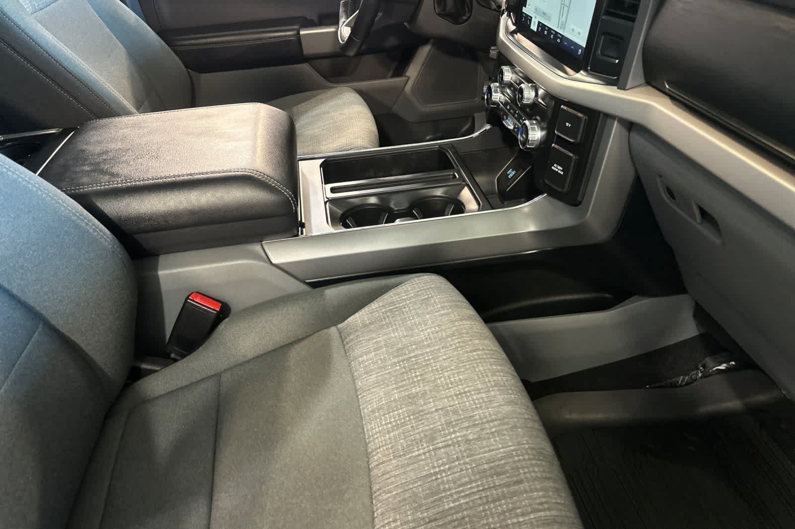 Used 2022 Ford F150 XLT w/ Equipment Group 302A High AWD/4WD image 18