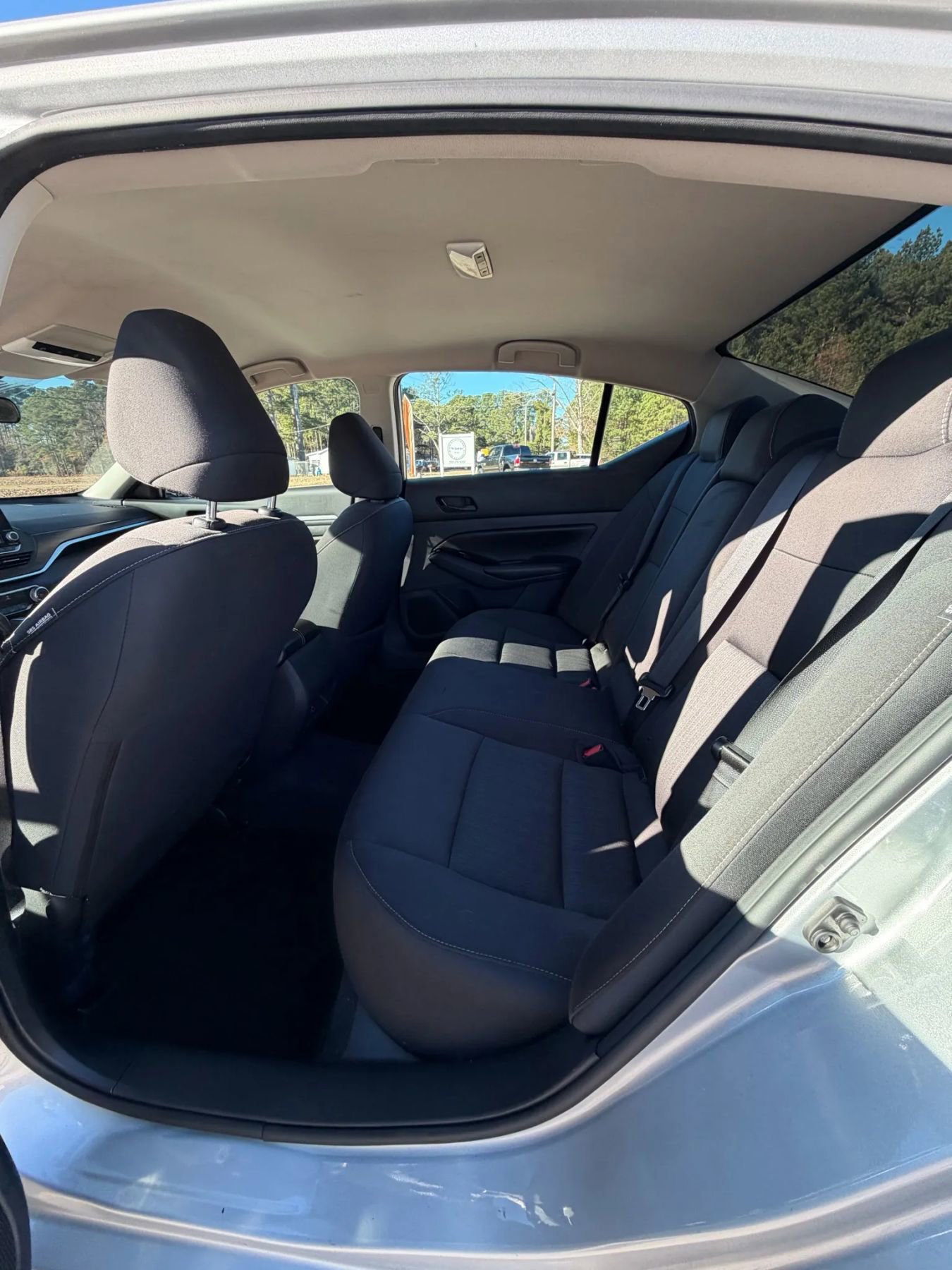 Used 2023 Nissan Altima 2.5 SV image 11