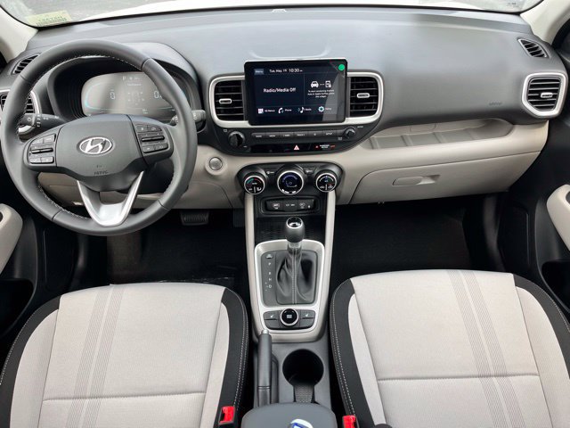 New 2026 Hyundai Venue SEL FWD image 9