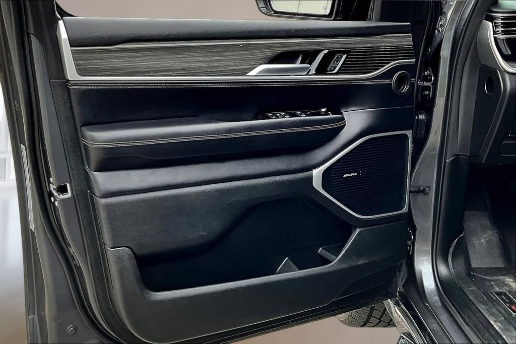 Used 2022 Jeep Wagoneer Series II w/ Premium Group I RWD image 19