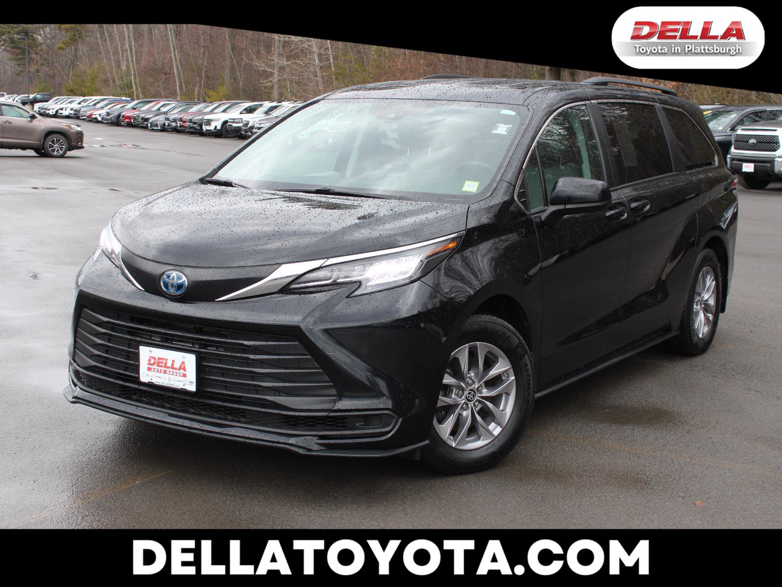 Used 2022 Toyota Sienna LE image 1
