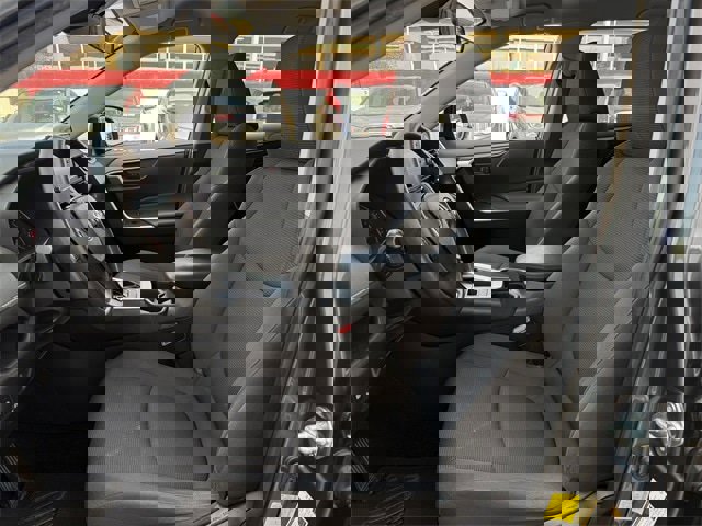 Used 2019 Toyota RAV4 LE w/ Carpet Mat Package image 25