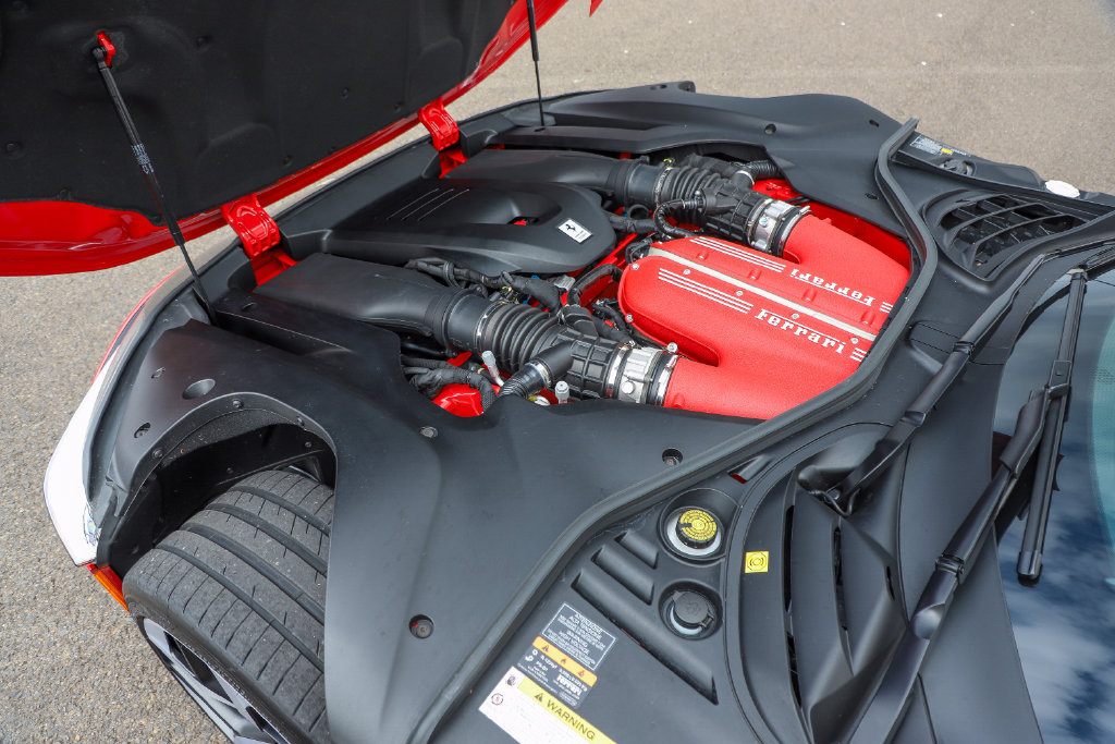 Certified 2026 Ferrari 12Cilindri RWD image 40