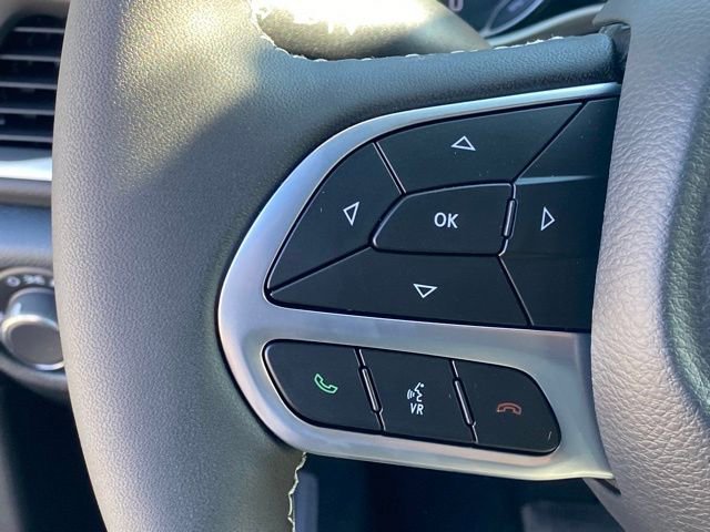 New 2026 Chrysler Voyager LX image 17