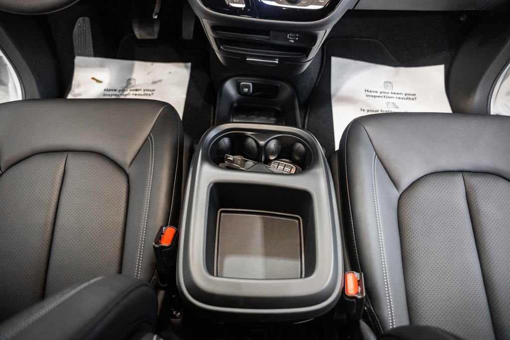 New 2026 Chrysler Pacifica Select image 26