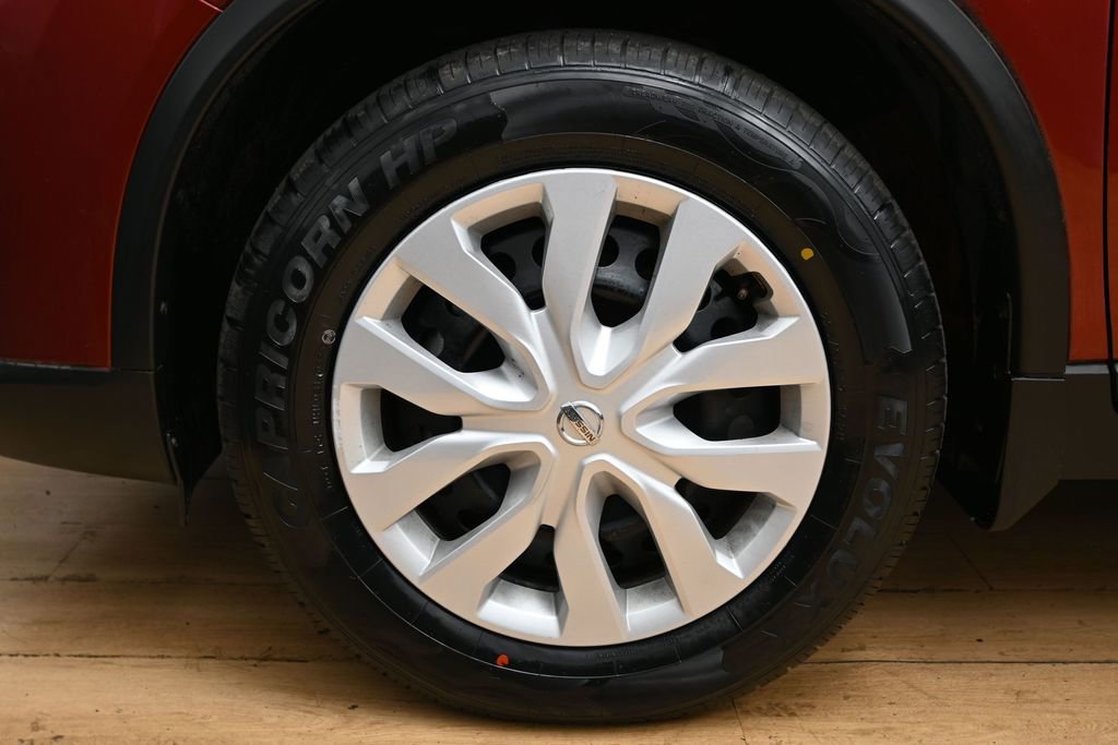 Used 2016 Nissan Rogue S AWD/4WD image 11