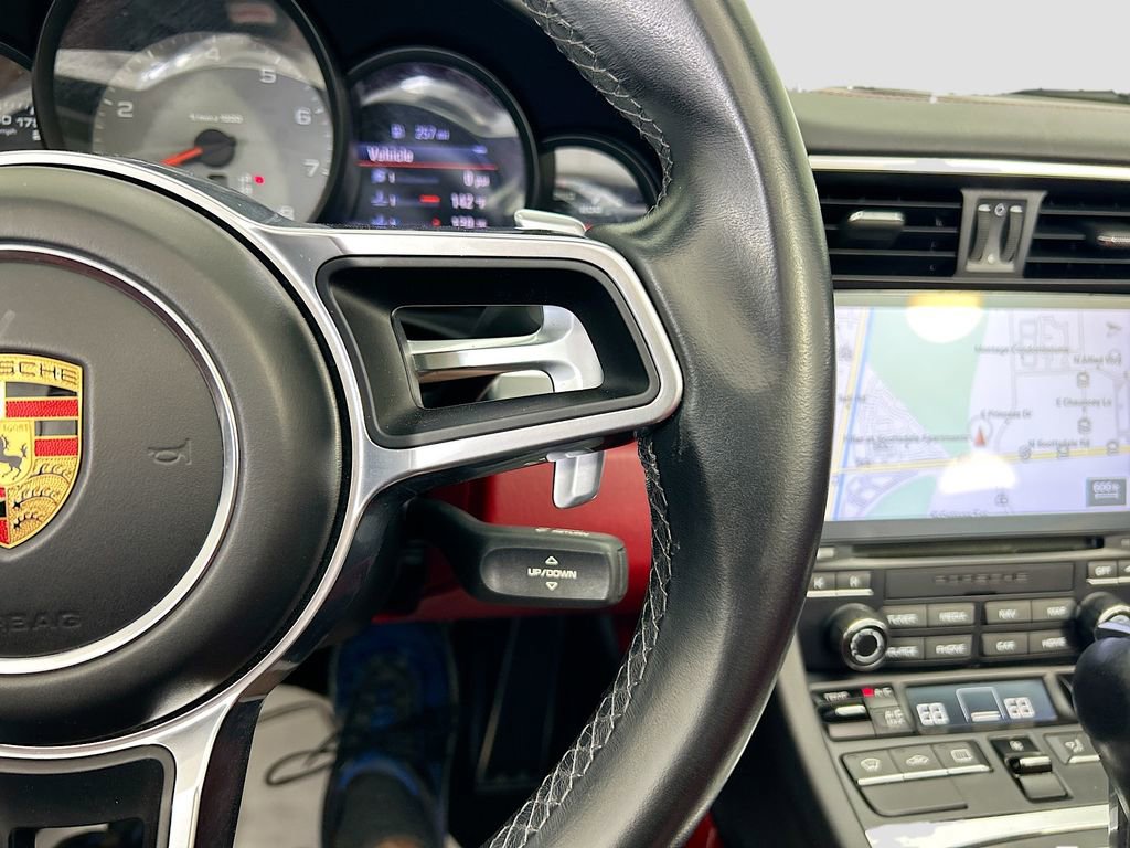 Used 2019 Porsche 911 Cabriolet image 12