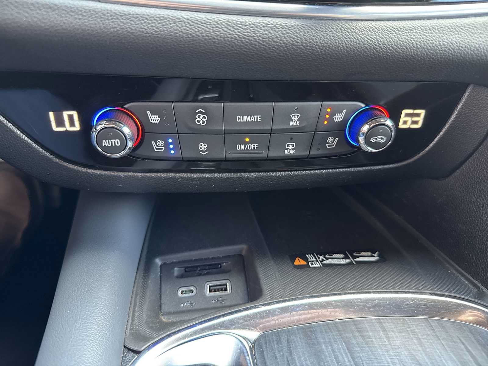 Certified 2022 Buick Enclave Premium AWD/4WD image 19