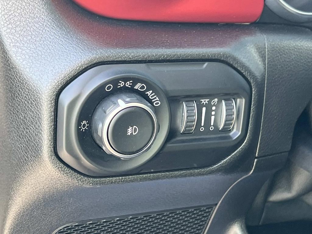 Used 2020 Jeep Wrangler Rubicon image 29