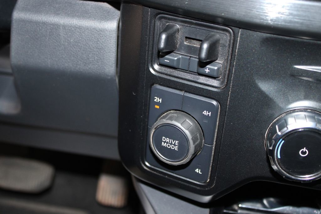 Used 2024 Ford F250 Lariat image 31