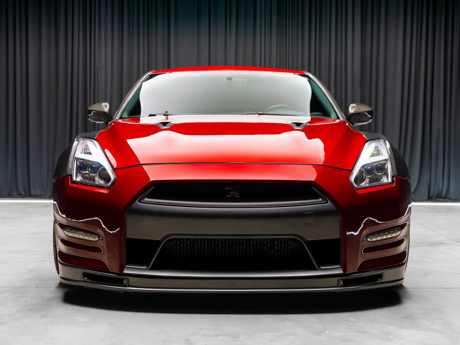 Used 2014 Nissan GT-R Premium AWD/4WD image 22