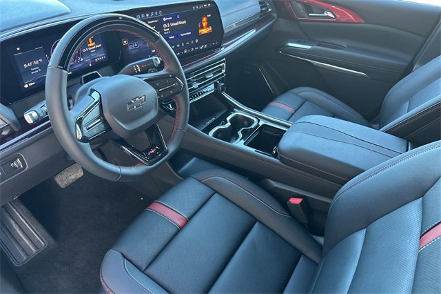 New 2026 Chevrolet Traverse RS image 13